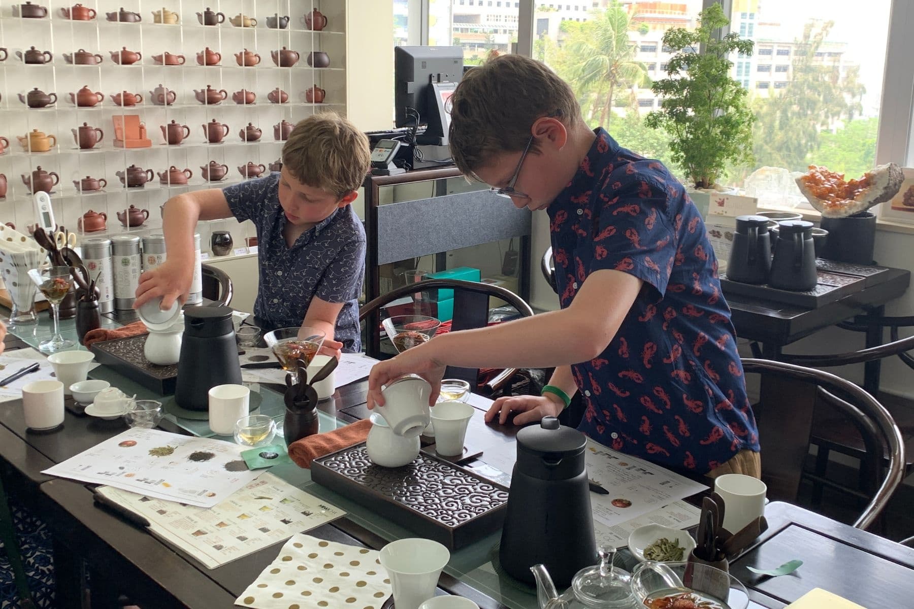 MingCha Tea House team