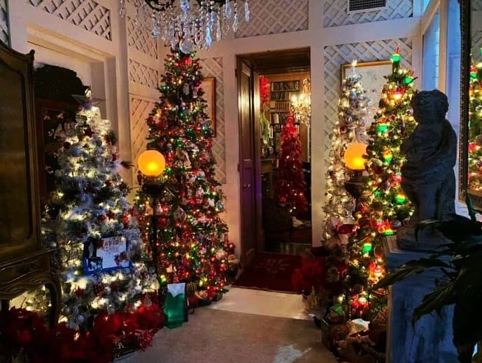 Winter Holiday Tour at Sunnyside Cottage in Natchez
