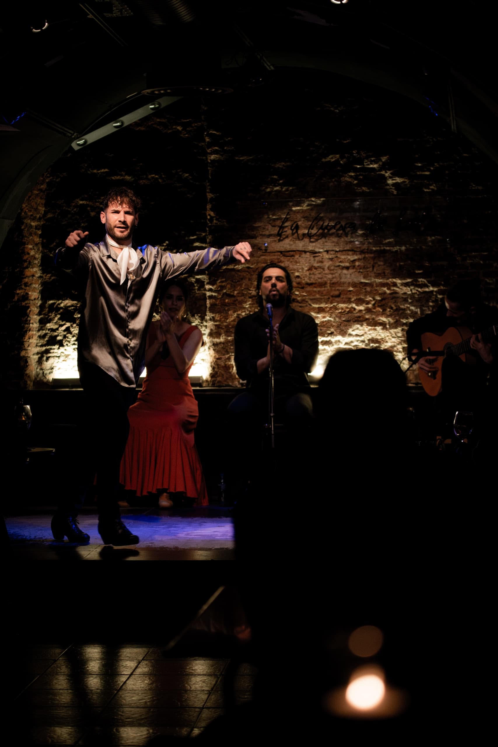 Flamenco with Drink & Tosta at La Cueva de Lola — Madrid’s Intimate Hour-Long Tablao
