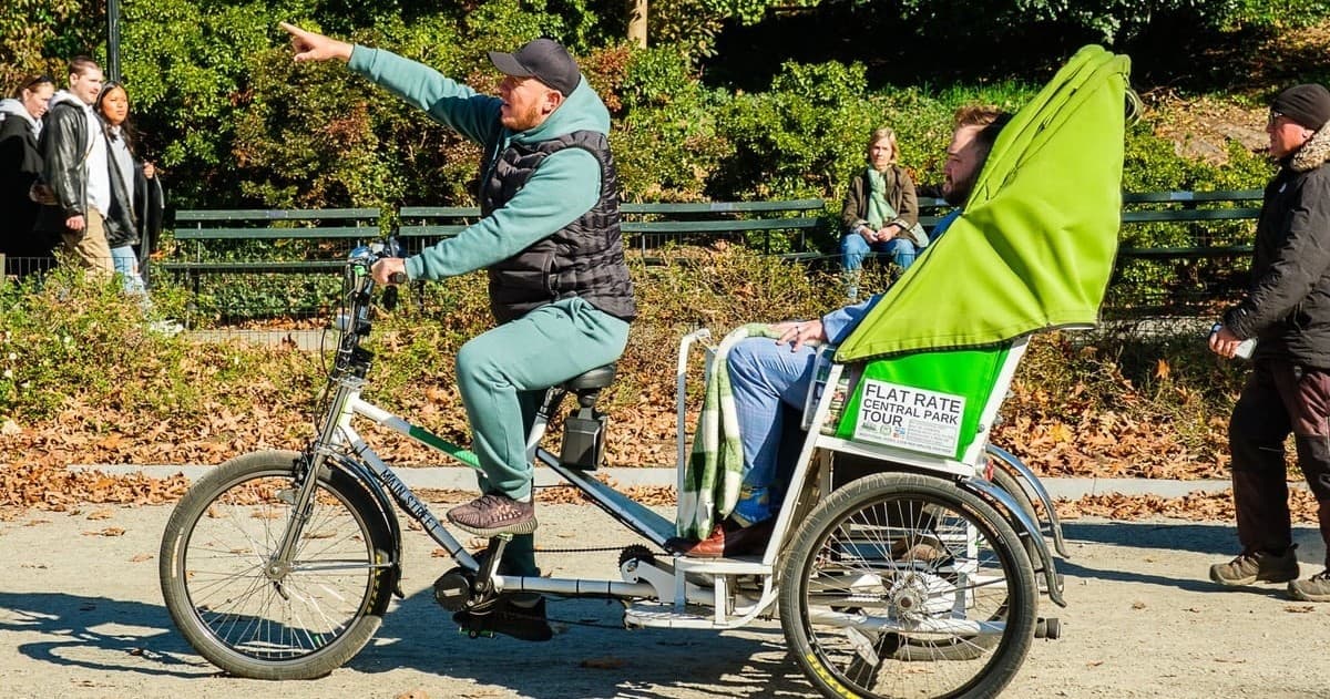 Land-adventures: Central Park Pedicab Tour by The Adventure Collective