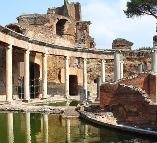 Explore Hadrian's Villa & Villa d'Este: Private Tivoli Tour from Rome