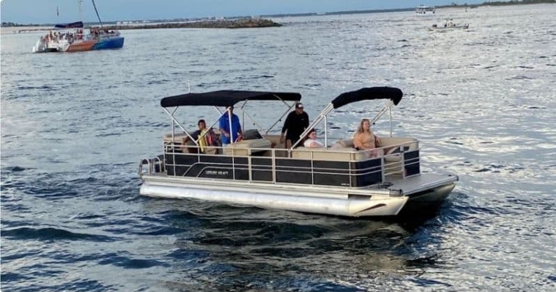 Eight Hour Boat Rental with Captain in Panama City, FL