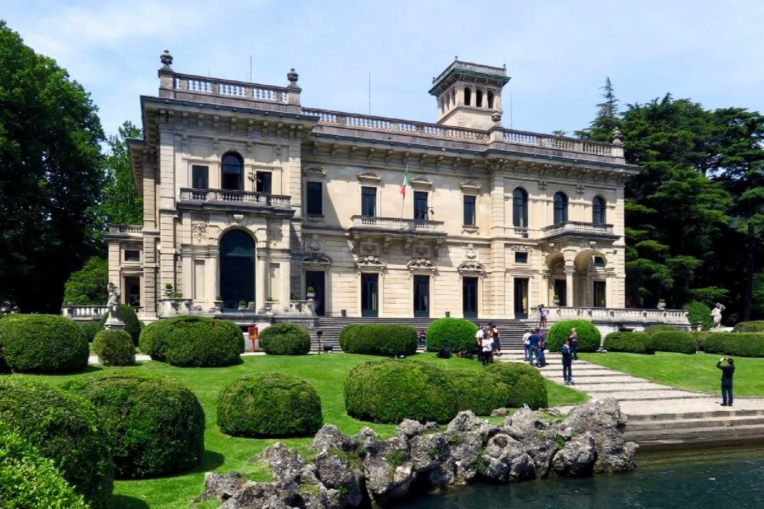 Water Activities & Lake Como Tours by Da Villa Versace a Torno