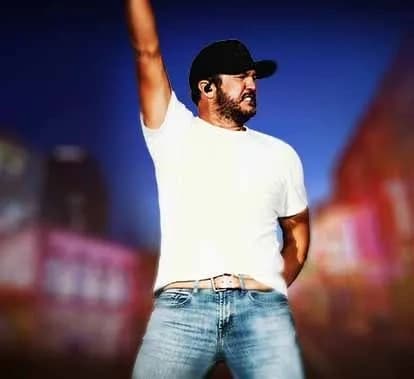 Luke Bryan at Vibrant Arena: Word On The Street Tour — Quad Cities Concert Bus Trip