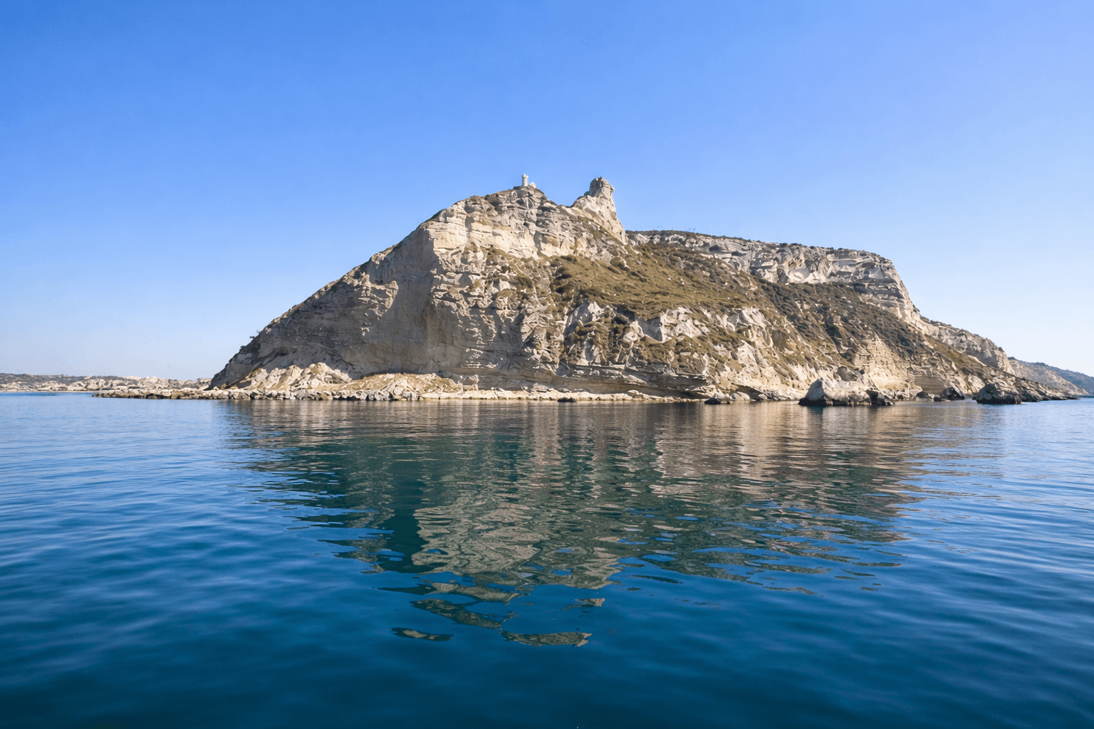 Sail to Sella del Diavolo: 3-Hour Cagliari Coastal Cruise photo 3