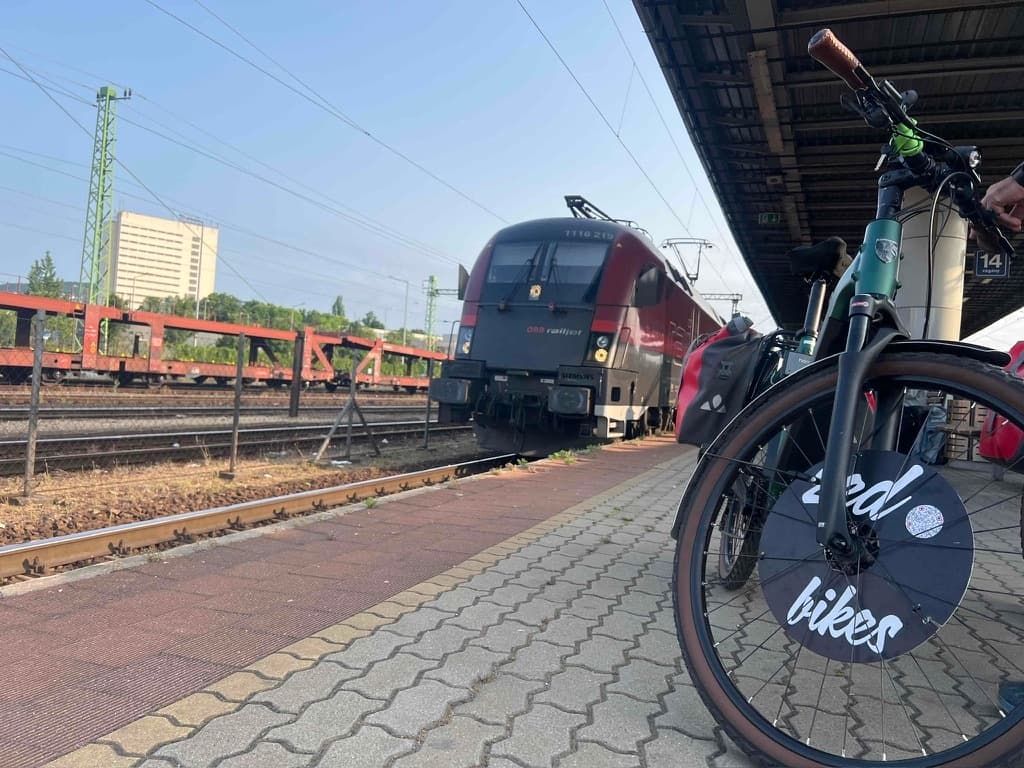 Ride the Danube: Budapest to Vienna Self-Guided EuroVelo 6 Train & Ride photo 1