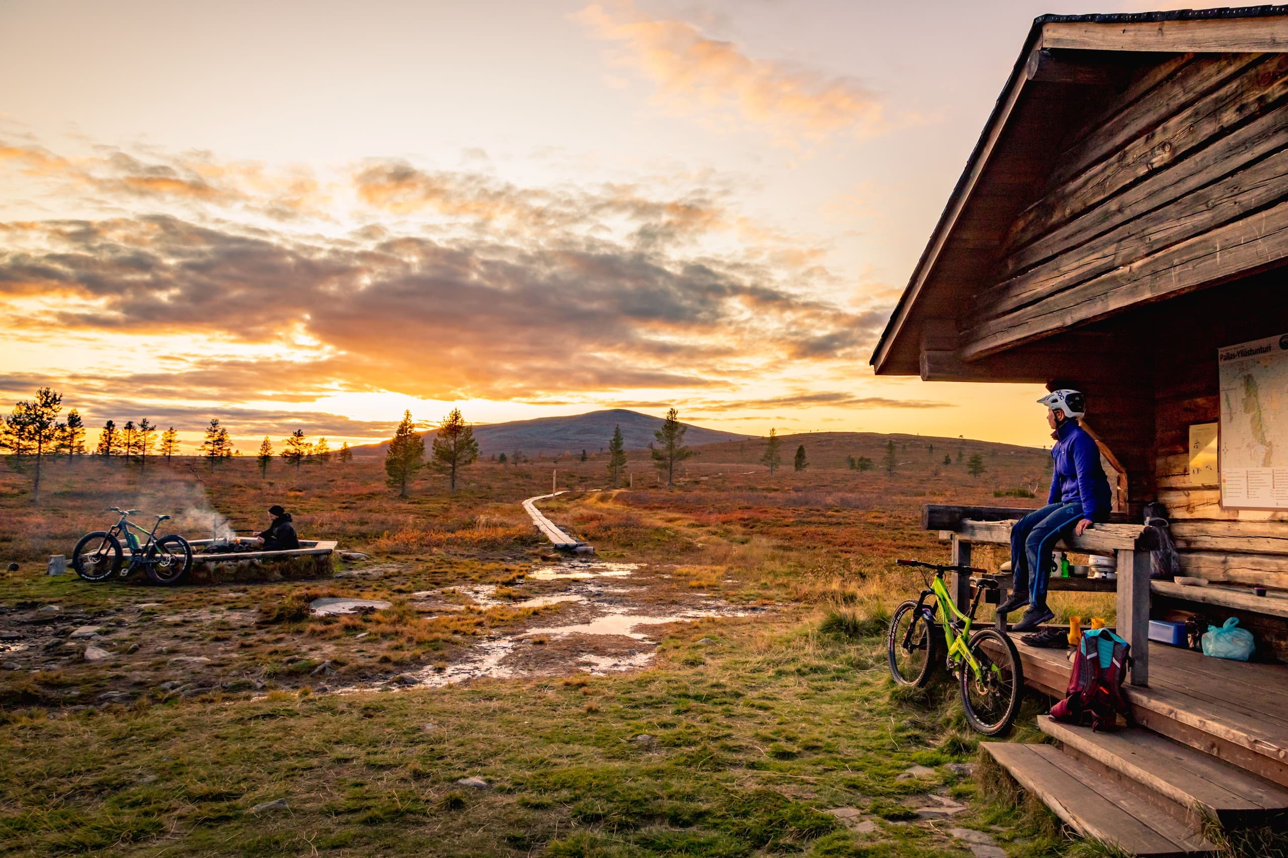 E-Fatbike Through Pallas-Yllästunturi: 22 km Lapland Fatbike Adventure from Sirkka