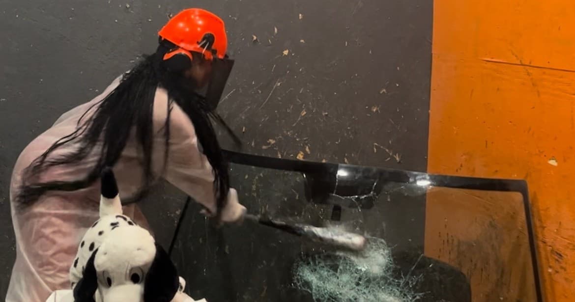 Stress-Breaking Sessions at Break Life Corp. in Houston