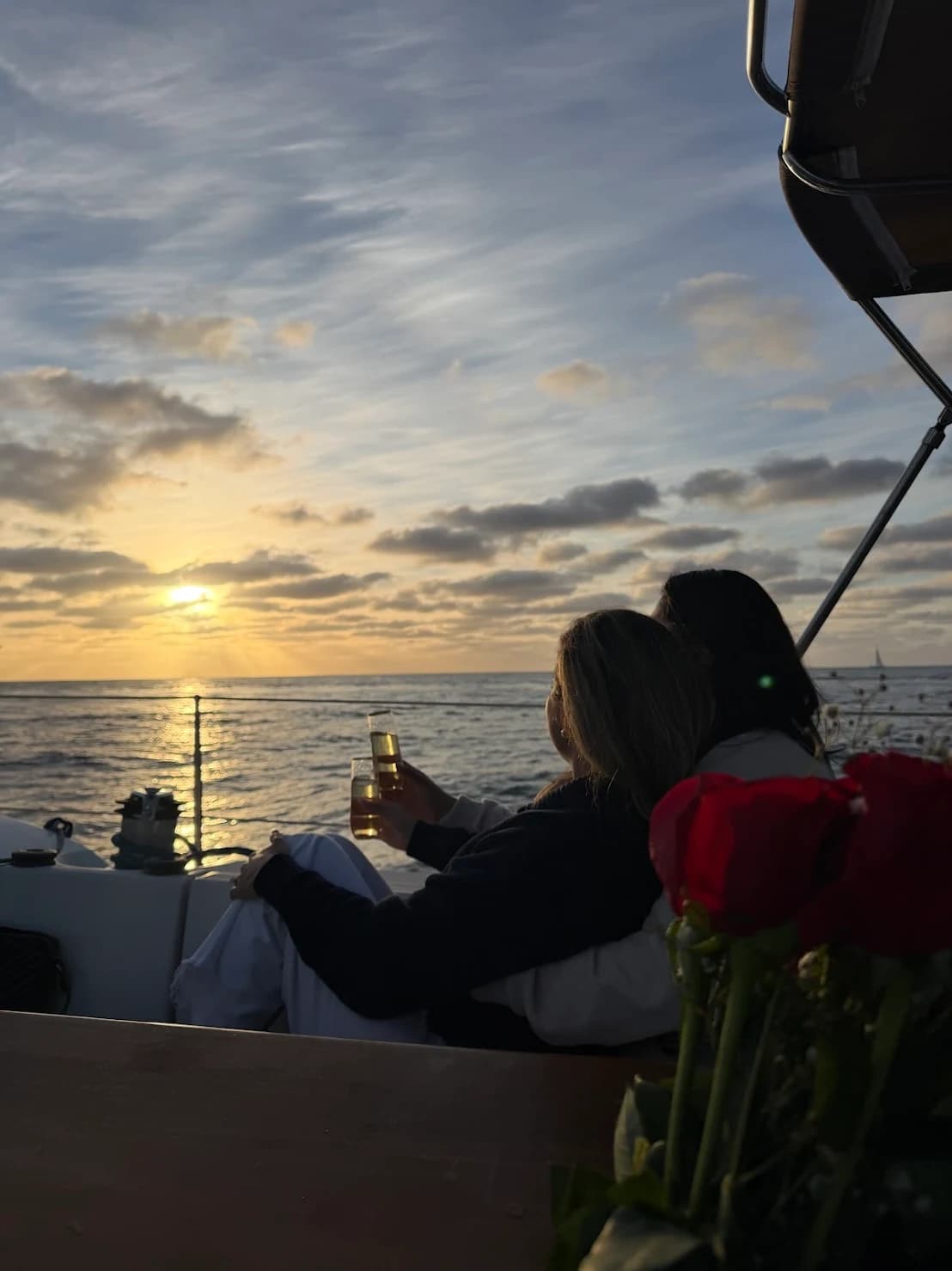 Private San Diego Yacht Cruise: 2.5-Hour Coastal Sail and Champagne Toast