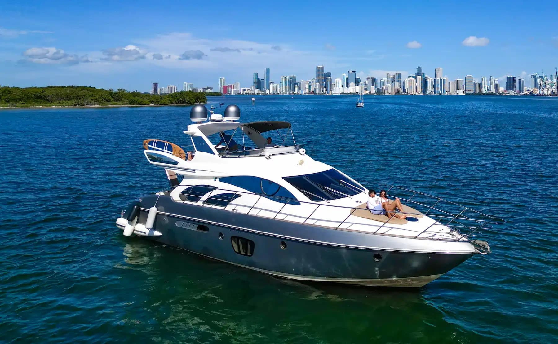 57 Azimut: Luxury Miami Bay Charter for Sunset Cruises and Island Hopping