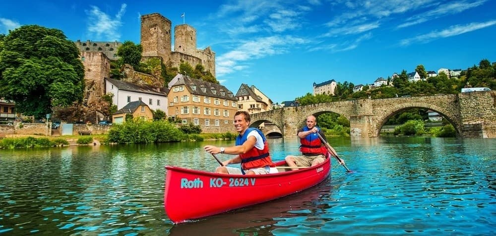 2-Day Canoe Adventure from Aumenau with Lahntours