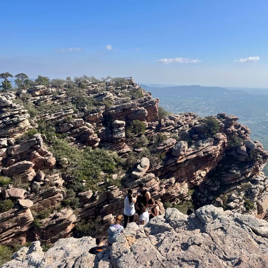 Sierra Calderona Red Earth Hike & 11th-Century Castle — Basic Tour from Bétera