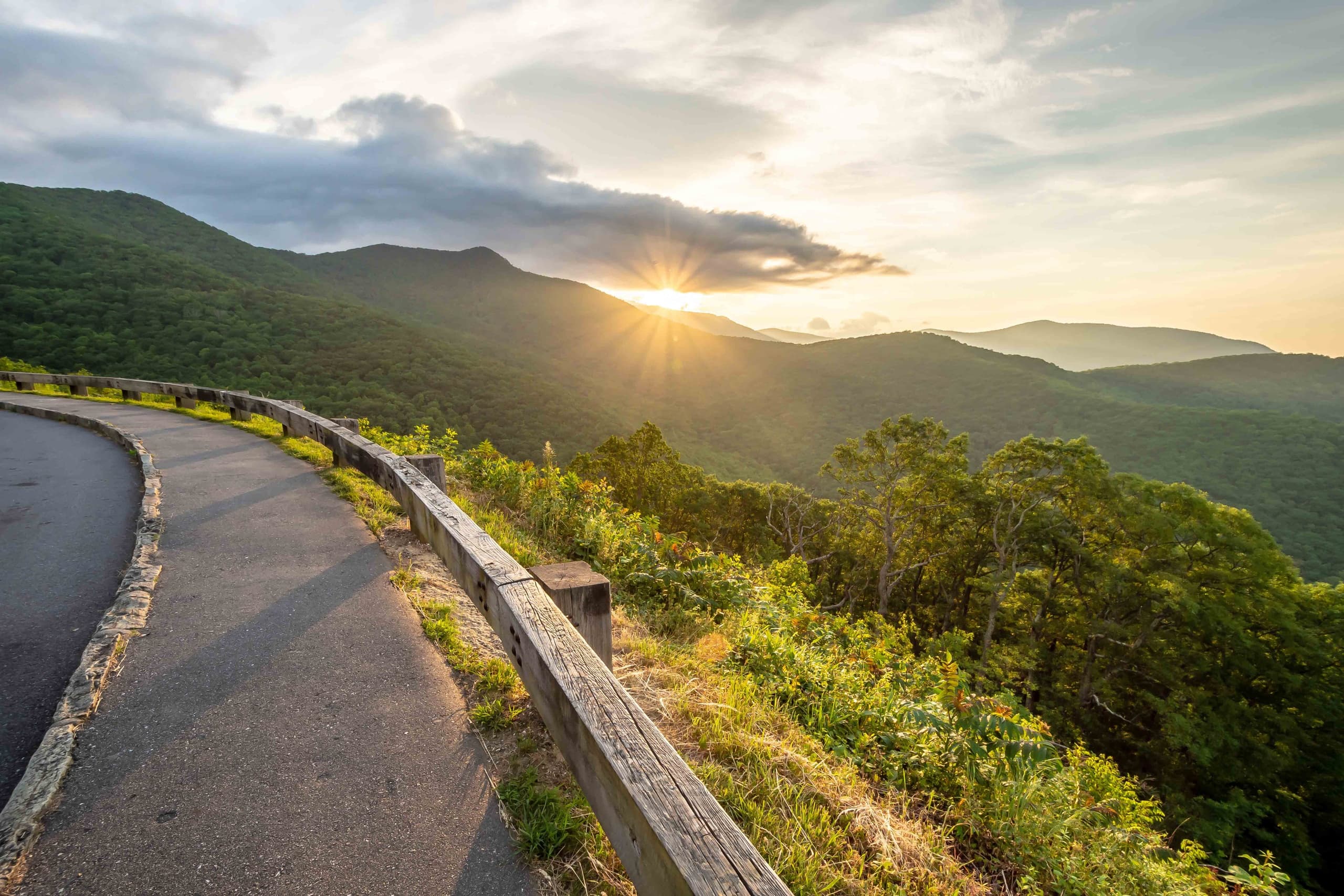 Waterfalls and Blue Ridge Parkway Tour