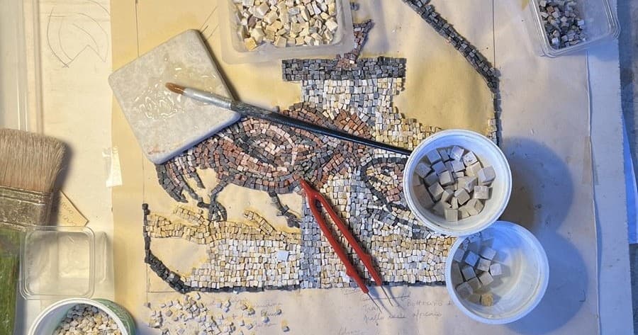 Land-Adventures: Mosaic Workshop in Trastevere, Rome