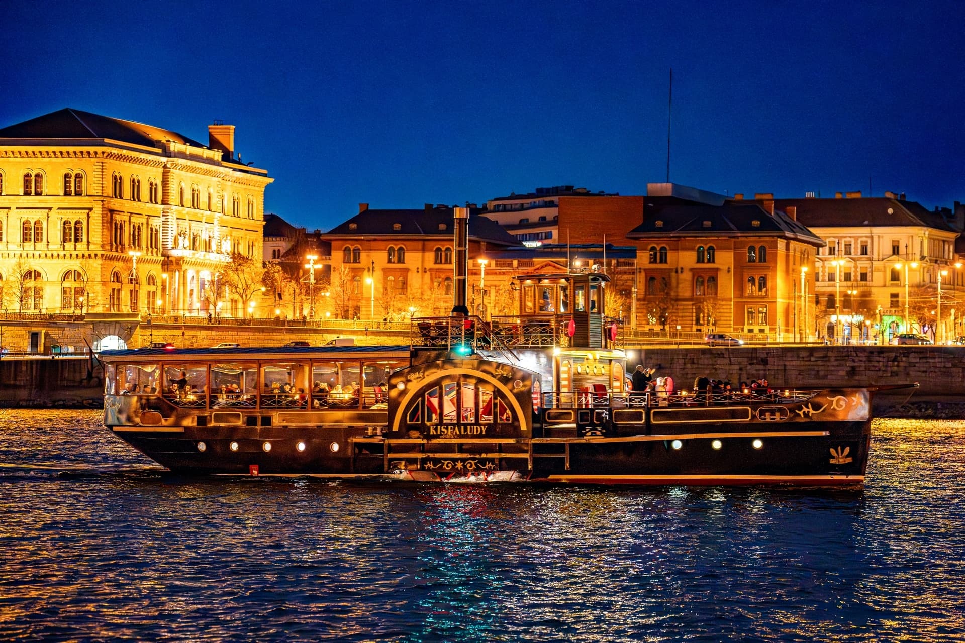 Fireworks Cruise on the Danube with Unlimited Il Colle Prosecco - Budapest August 20 photo 3
