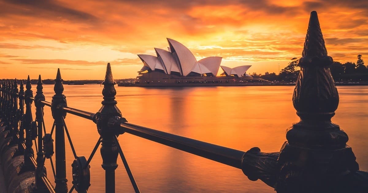 Sydney Private City Walking Tour by Australian Luxury Escapes