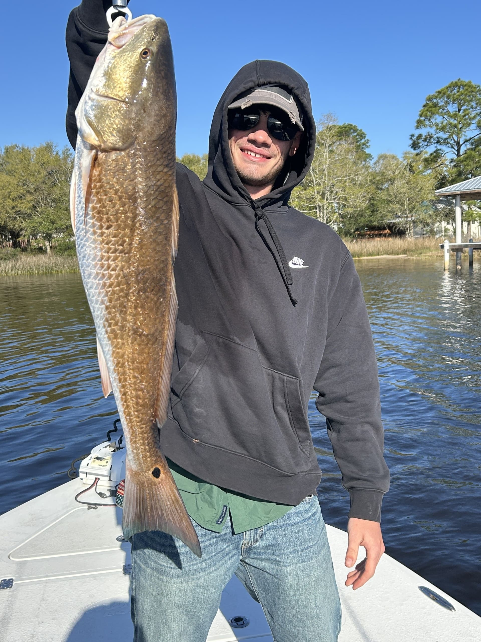 Inshore Fishing Charters with Showintail in Navarre, FL
