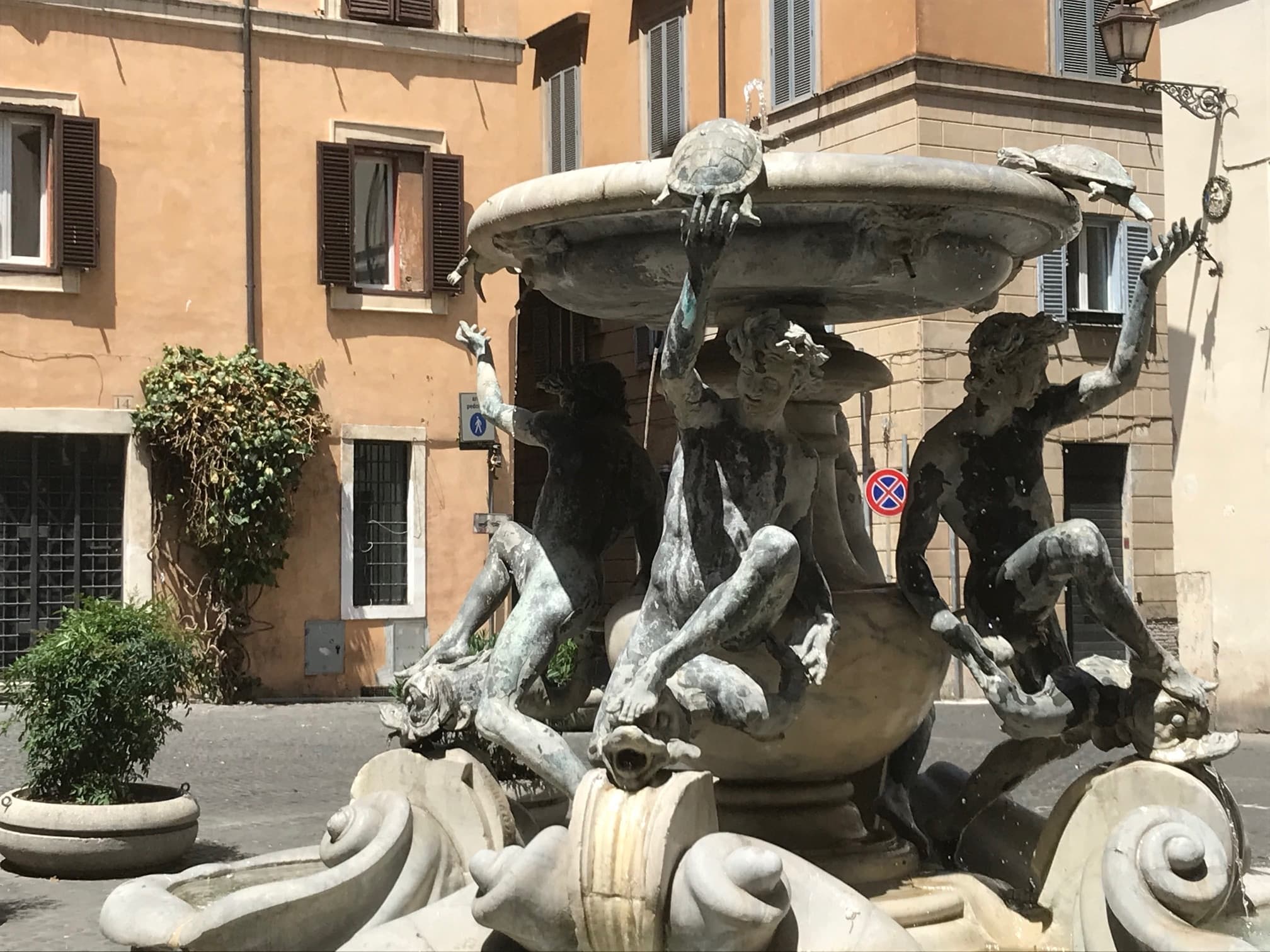Walk Rome's Jewish Quarter to Trastevere: Private 2-Hour Historic Stroll photo 1