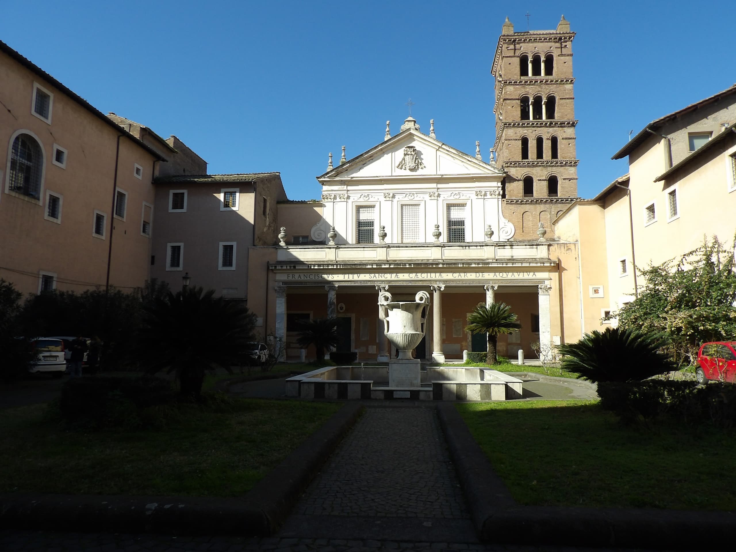 Trastevere Walking Tour with Rome Boat Experience