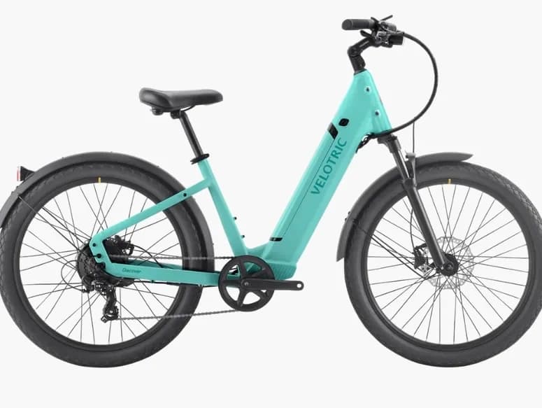 Master Urban Trails with the Velotric Discover 1 Plus Electric Bike in Jacksonville