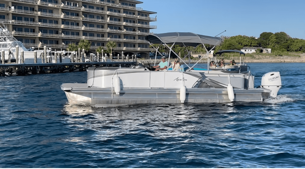 Boat Rental in Duck Key, Florida