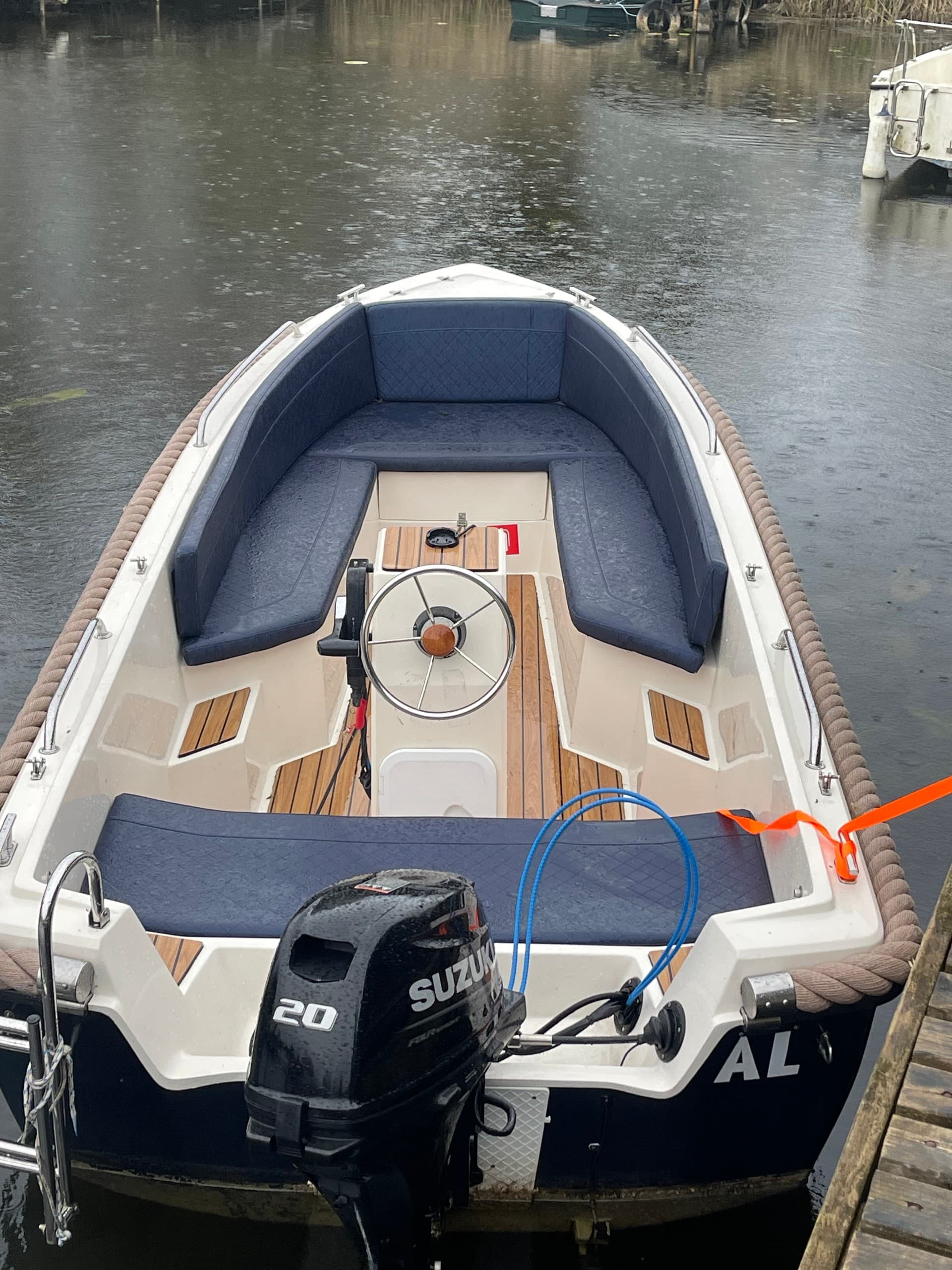 Self-Drive Boats on Lough Derg: Portumna & Terryglass Self-Drive Experience photo 3