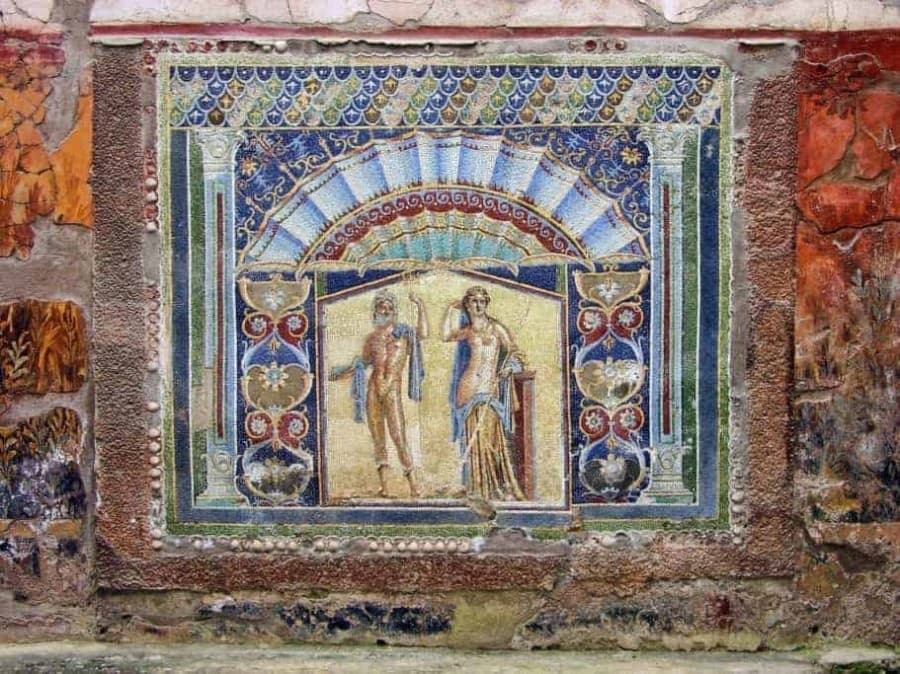 Ancient Roman Ruins & Archaeology with Discovery Guided Tours in Amalfi Coast
