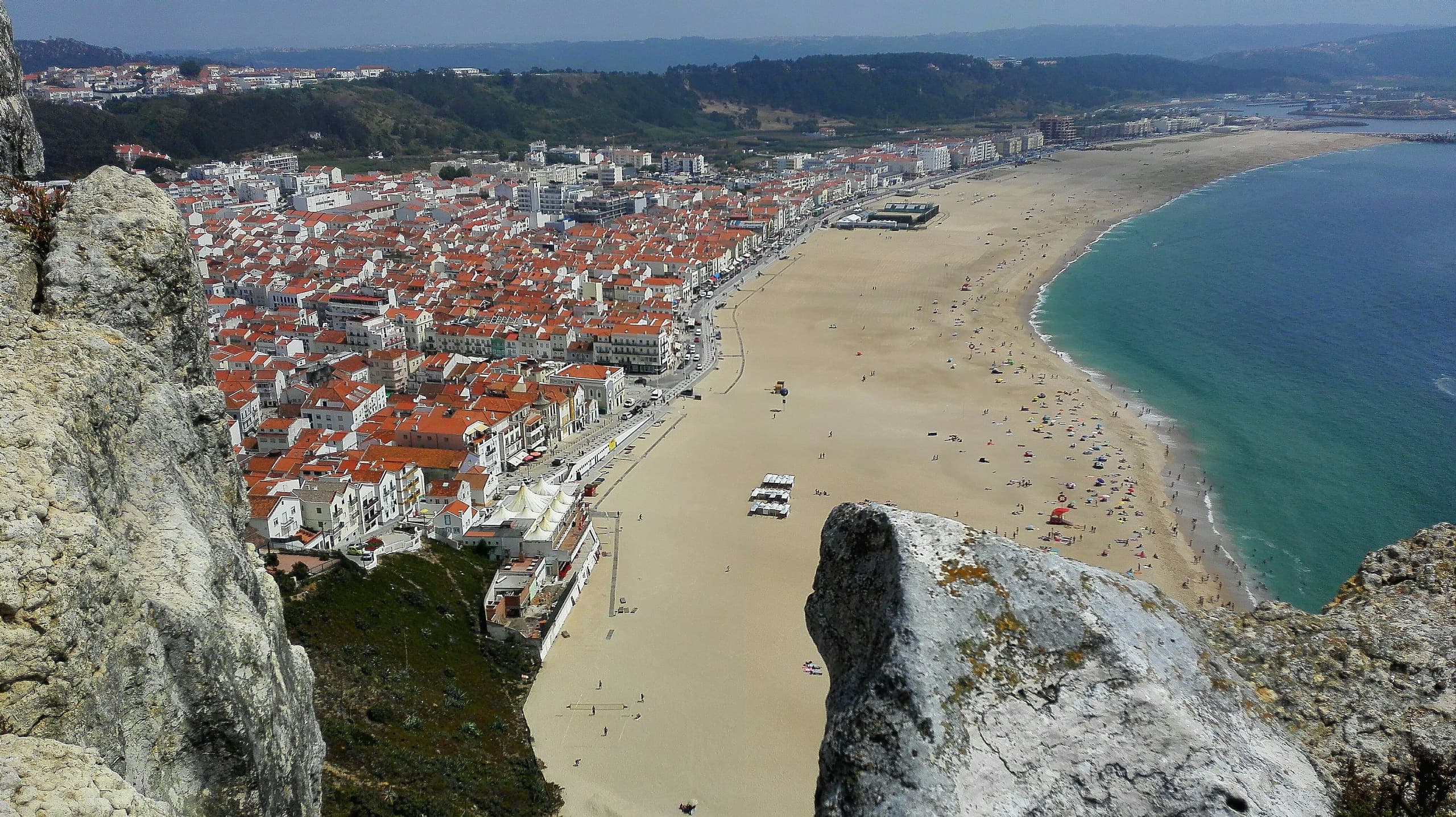 Private Scenic Transfer from Lisbon to Porto with Stops