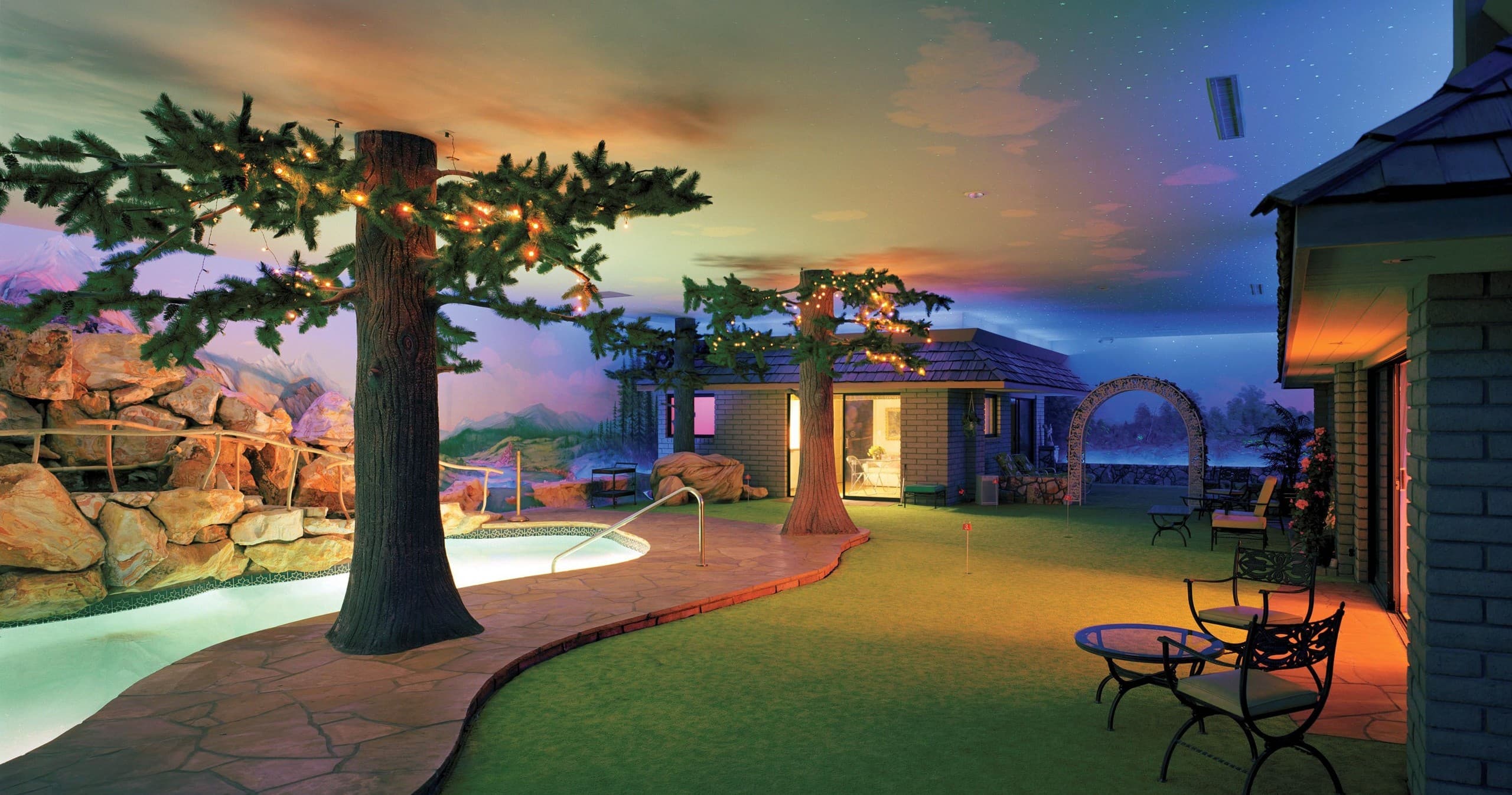 Explore Henderson’s Unique Underground House Photo Tour