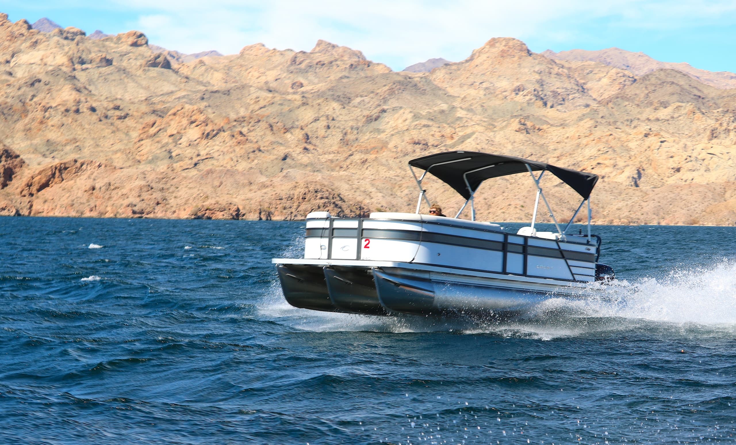 Classic DLX Tri-Toon Luxury Cruise on Lake Mohave, Arizona