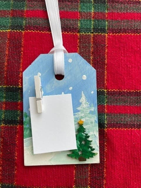 Reusable Gift Tag Painting Workshop in Oshawa — DIY Holiday Craft Night photo 3