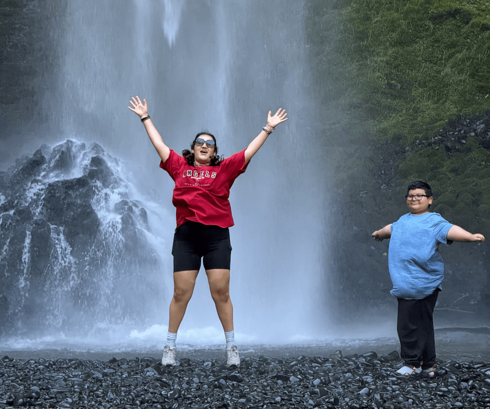 Half Day Multnomah Falls Waterfall Shuttle Tour from Portland