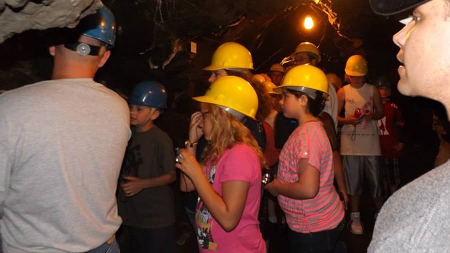 School Group Tour & Gold Panning