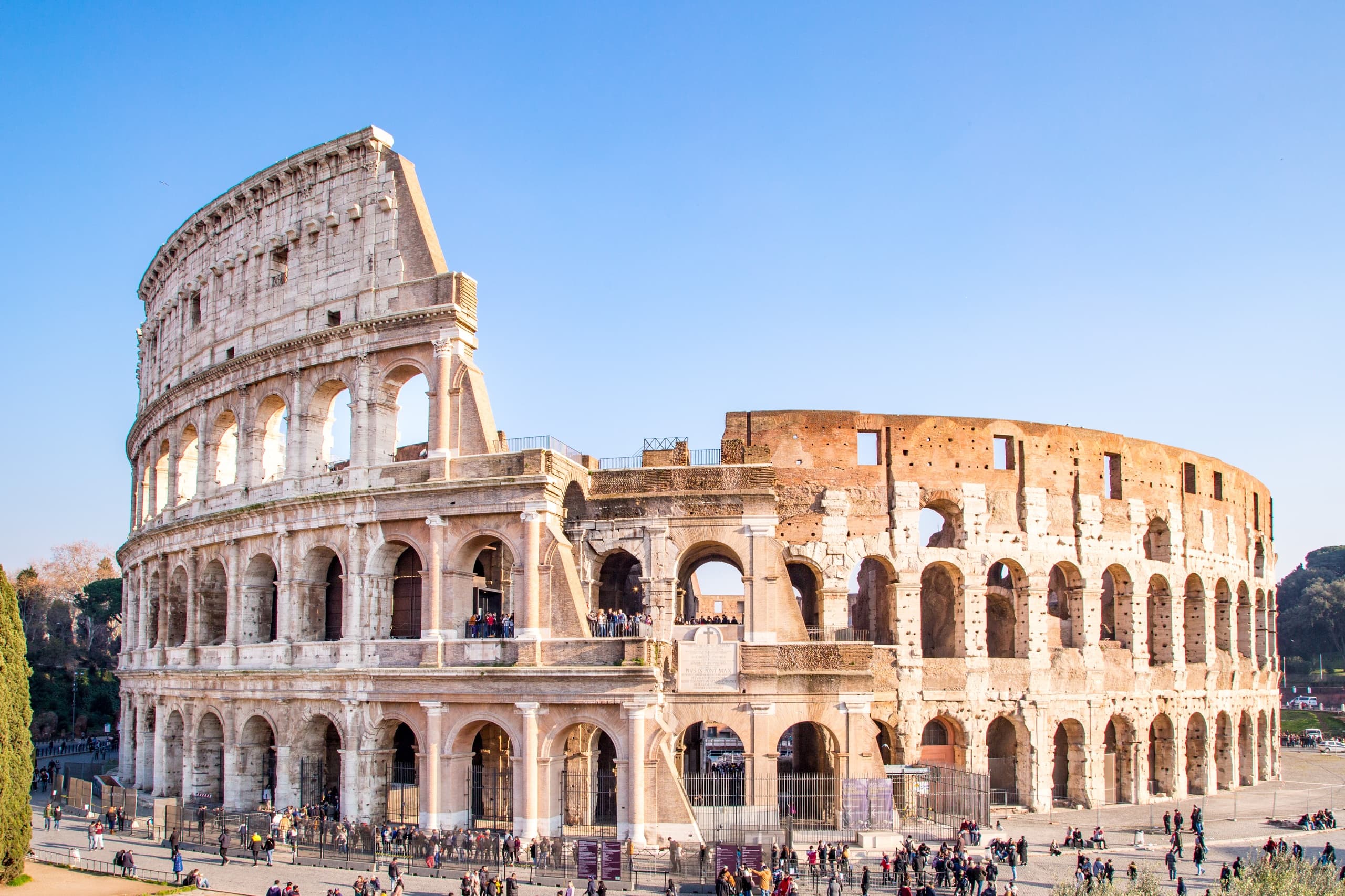 Historical Land-Adventure: VIP Colosseum Tour in Rome
