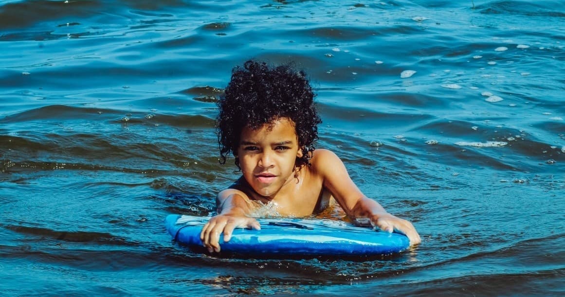 Kids Surf Lessons at Feel Caparica: Fun in the Waves