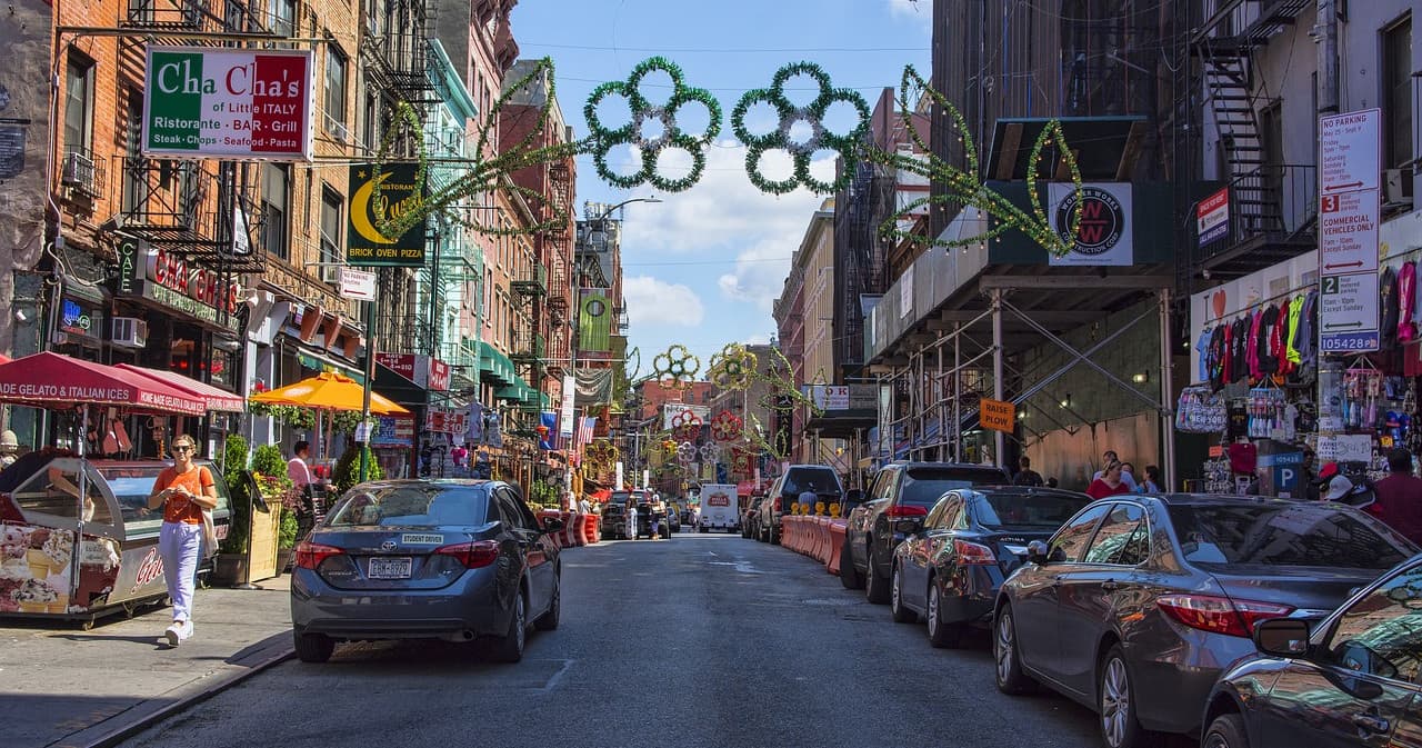Tasty Global Bites: Ahoy New York Food Tour in Nolita