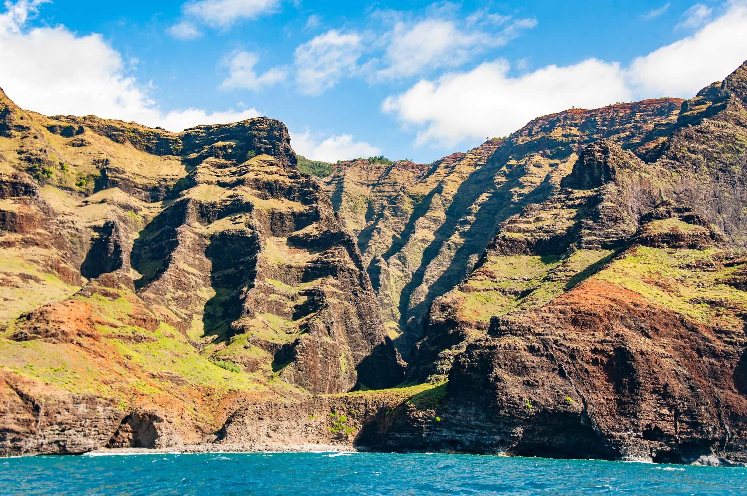 Nā Pali Coast Private Afternoon Charter by Na Pali Catamaran