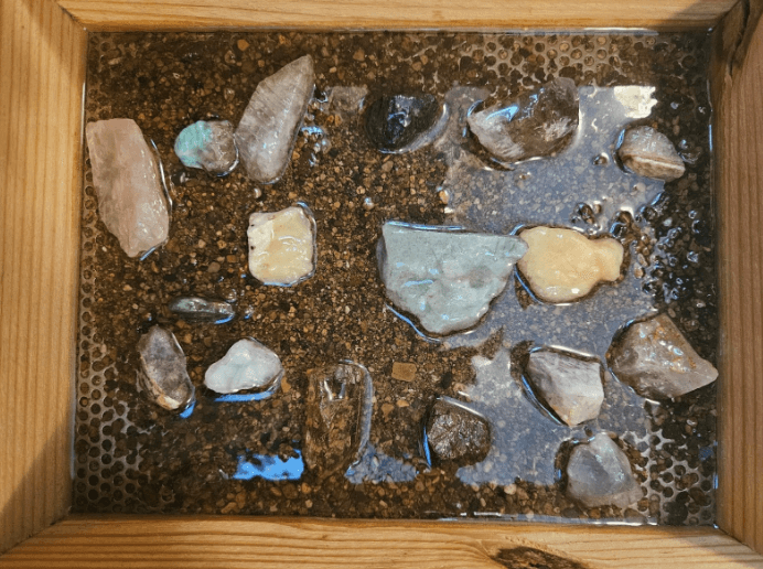 Gemstone Panning at Raccoon Mountain Caverns: A Natural Treasure Hunt