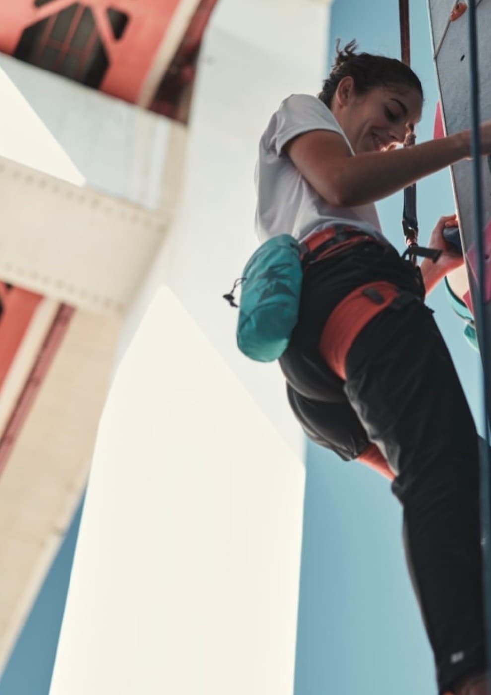 Climbing the 25 de Abril Bridge with Escala 25 in Lisbon