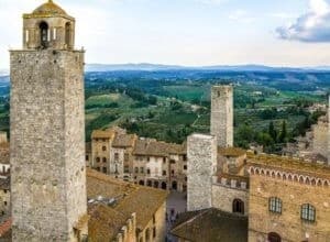 Medieval Towers and Tuscan Vintages: Private Tour to San Gimignano & Volterra photo 1