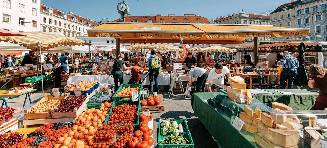 Discover Vienna’s Naschmarkt Saturday Bauernmarkt: A Culinary Journey Through Local Flavors