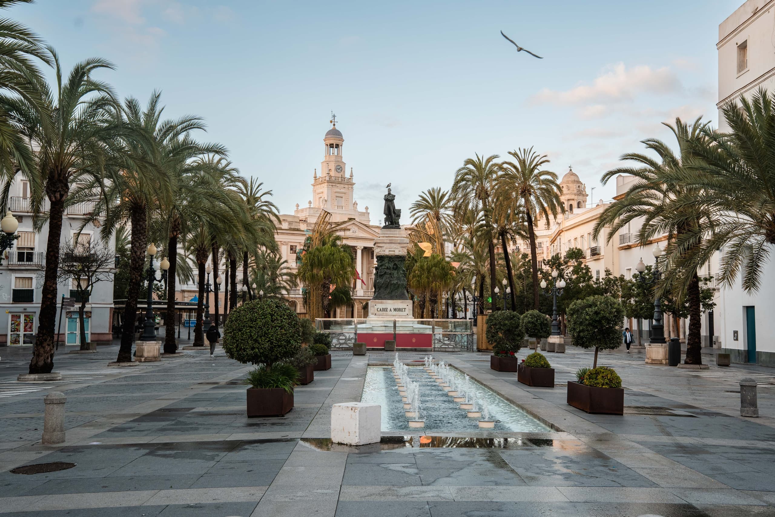 Cádiz Gourmet Tapas and Wine: A Three‑Hour Self‑Guided Walking Tour photo 3