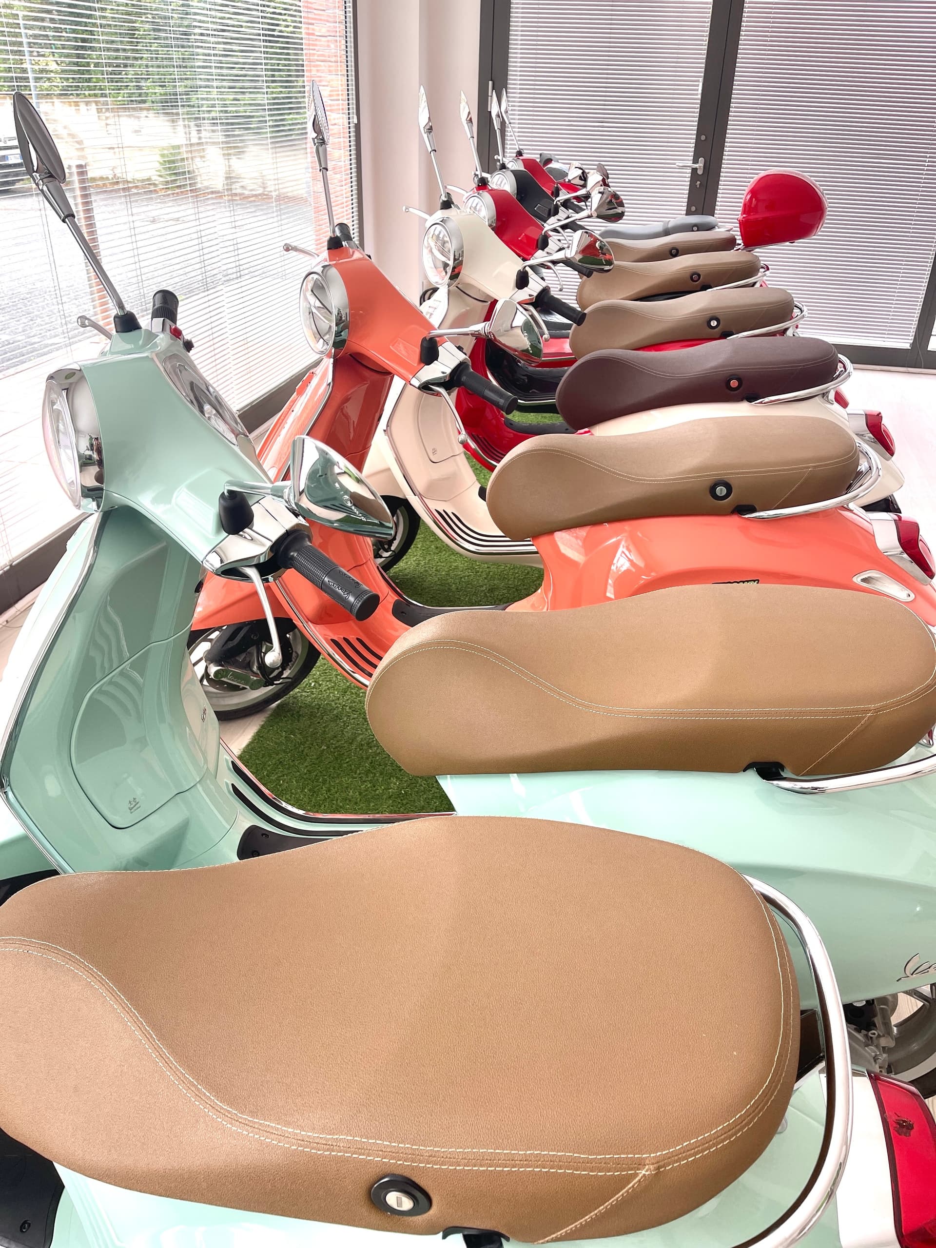 Land Adventures with Noleggio Vespa in Tuscany