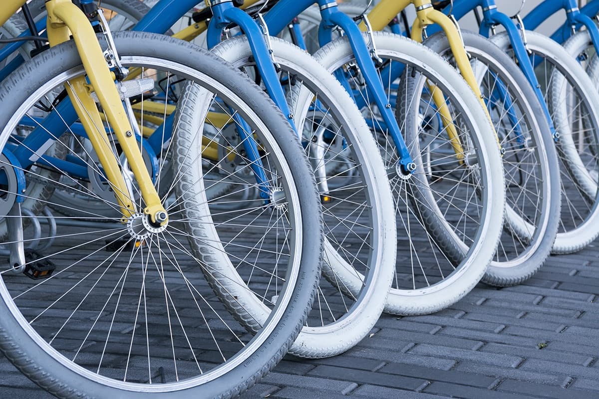 City Cycling with Rent a Bike Aventino in Rome