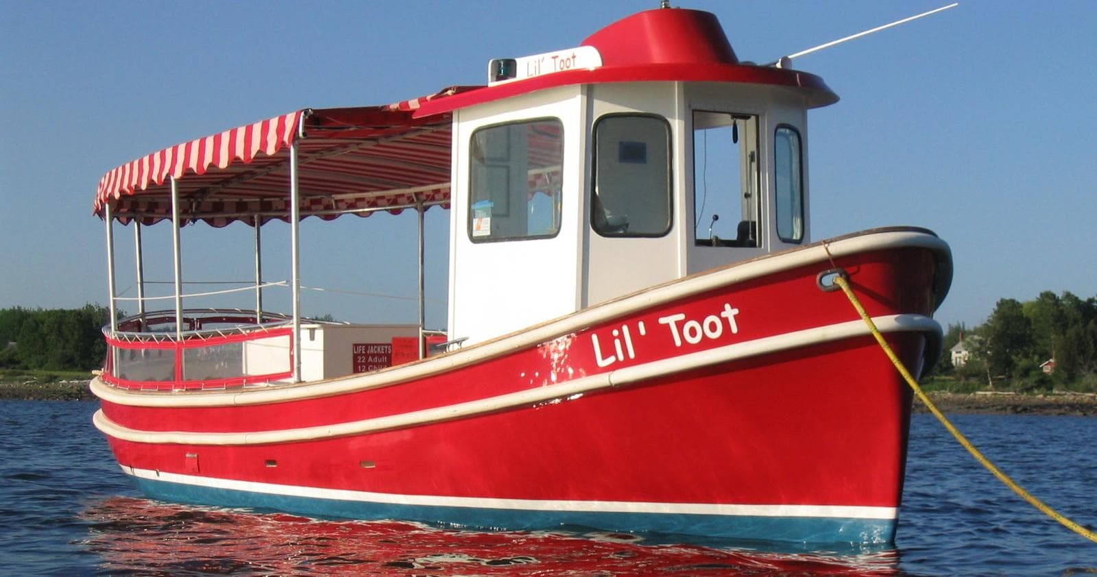 1.5 Hour Harbor Tour aboard Lil' Toot in Castine, Maine