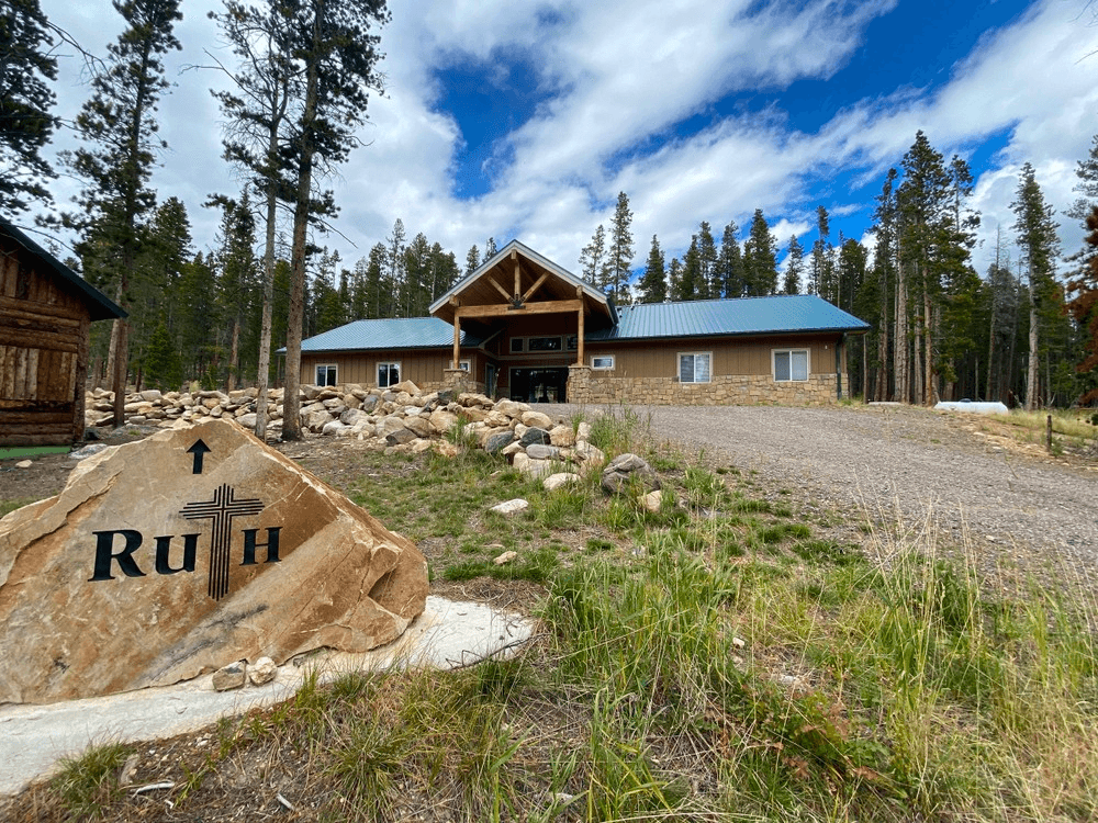 Modern Retreat at Sky Ranch's Ruth Staff Cabin, Bellvue