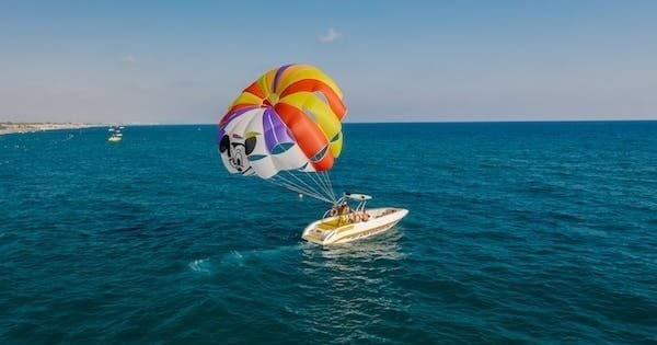 Parasailing Adventures with Parasail Low Tide in Sarasota