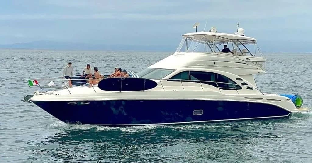Luxury Yacht Charters with Vallarta Yacht Rentals