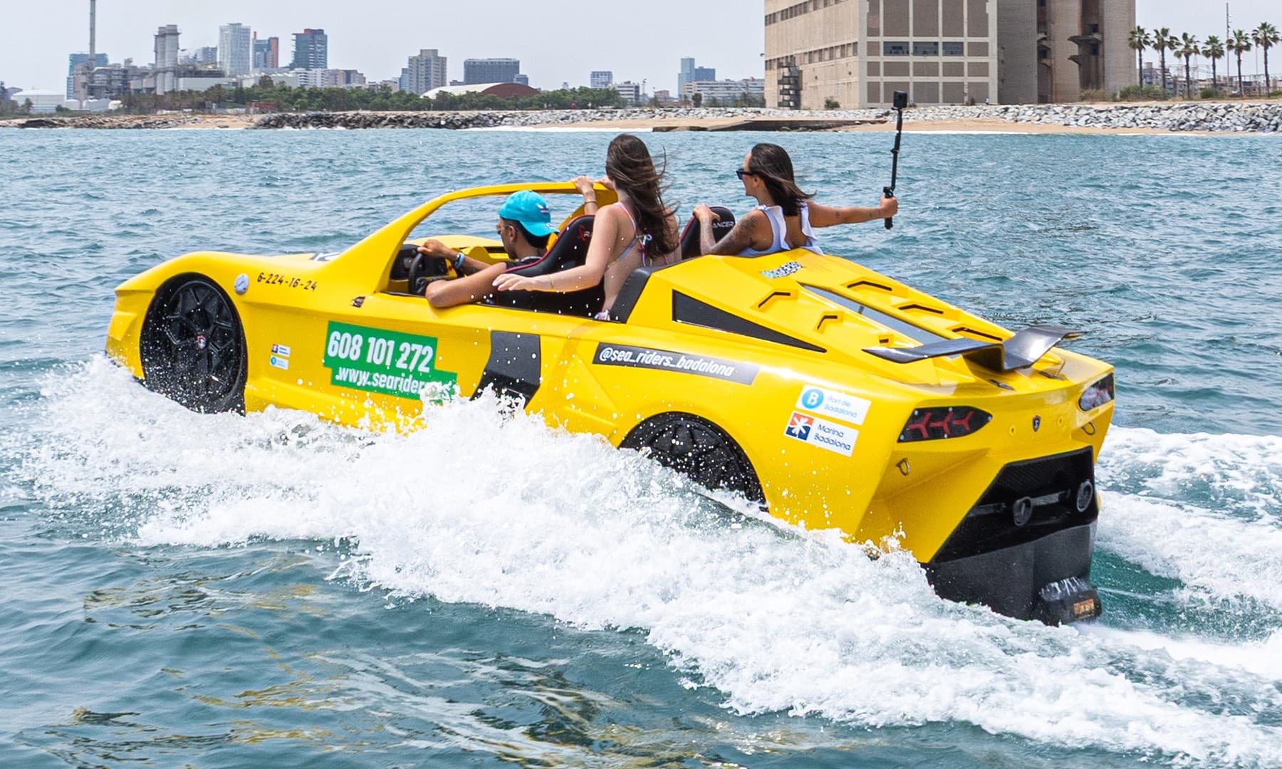 JetCar: High-Speed Jetcar Rides on the Mediterranean in Badalona photo 2