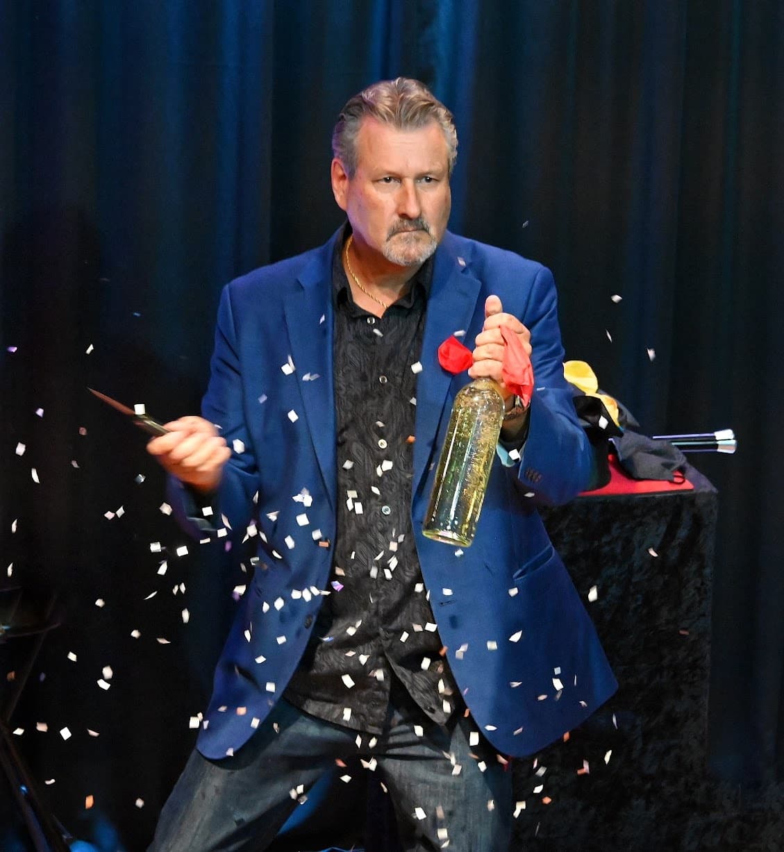 Mike Miller Mystifying Magic in Glenside: Live Illusions & Mind-Reading